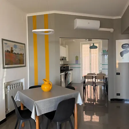 Casa Dolce Mare - Sea View Quinto Al Mare Генуя